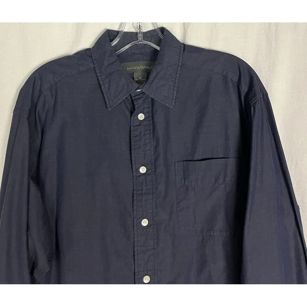 Banana Republic Men's long sleeve button Up‎ shirt M blue